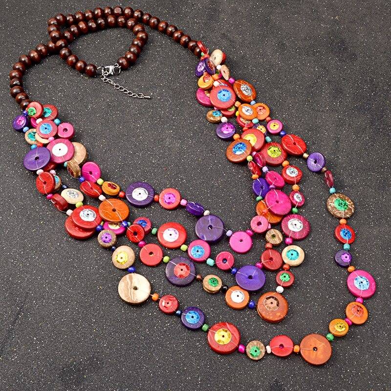 collier perles en bois multicolores coloris